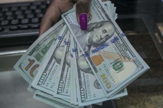 Unveiling the Wealth of Money Lessons Hidden in Social Circles