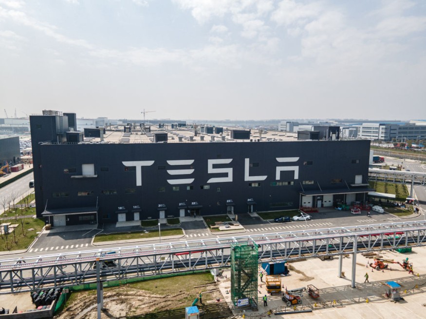 Tesla Takes Action to Tackle Demand Slump, Stock Continues Slide