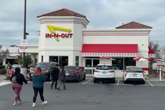 Good News for Californians? In-N-Out Promises to Fight Minimum Wage Price Hikes