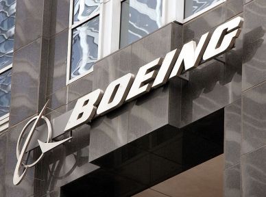 Boeing Eyes Historic 500-Jet Deal With China as Trade Tensions