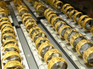 China's youth are increasingly buying gold, which is widely seen as a safe investment